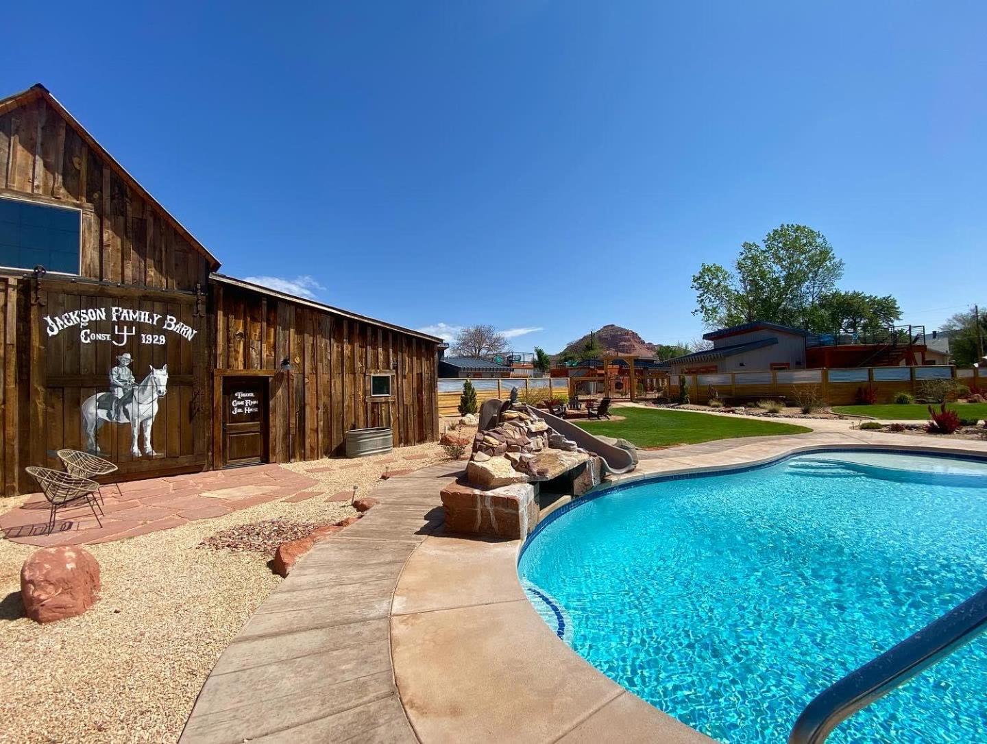 Timber & Tin F 2Bed 2Bath W Pool & Rooftop Deck Kanab Exteriör bild